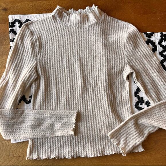 Cozy Juniors Neutrals Bundle Four Items tanks waffle knit long sleeve medium M - Picture 8 of 9